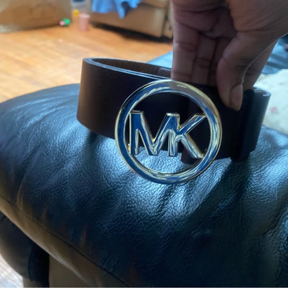 MK Belt - Picture 2 of 3